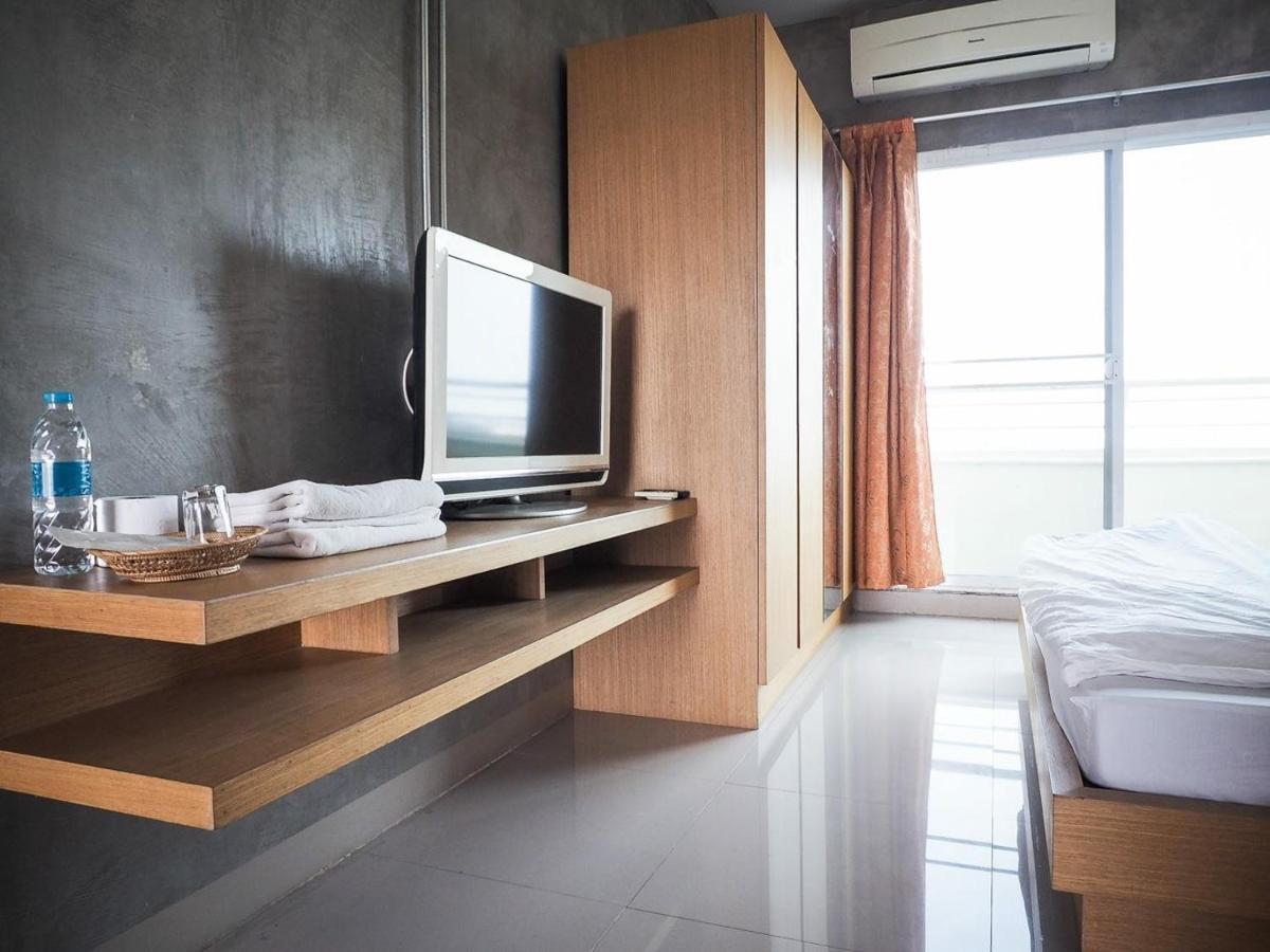 The View Residence Bangkok Exterior foto